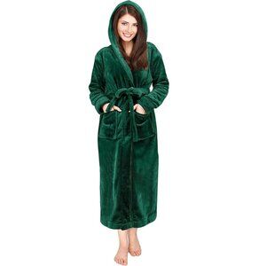 NWOT Fleece Hooded Plush Long  Robe - Green